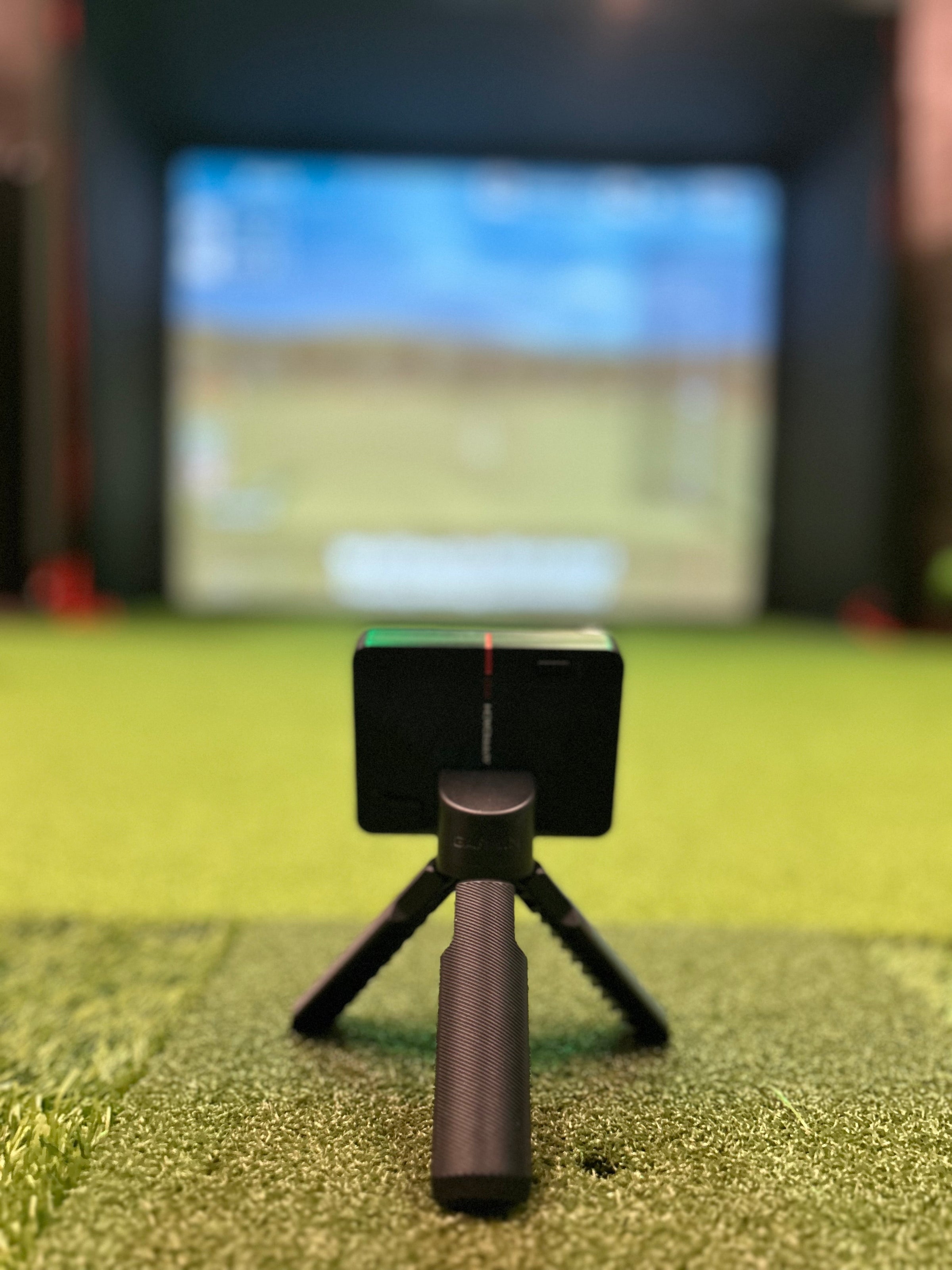 Garmin announces Approach R10 integration with Titleist golf
